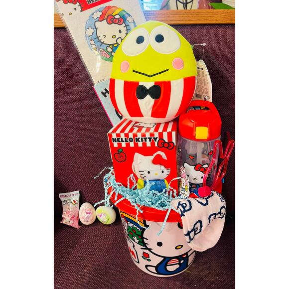 Hello Kitty Easter bundle with Burlington friends throw 50 70 soft Keroppi plush - Picture 12 of 12